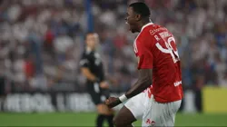 Ricardo Mathias, jovem atacante brilha no elenco principal do Inter e vira xodó da torcida colorada