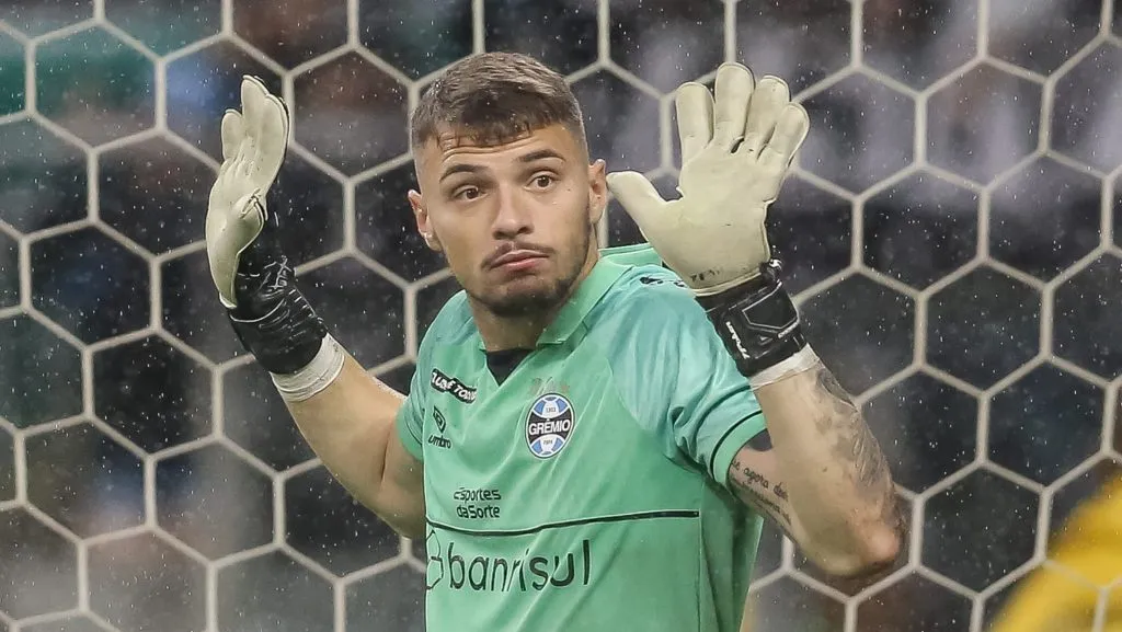 Grando no Grêmio. Foto: Pedro H. Tesch/AGIF