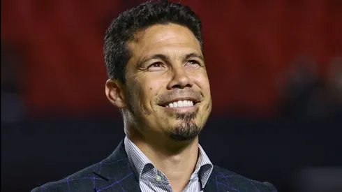 Hernanes assistiu no Mineirão a partida entre Cruzeiro x Atlético-MG.