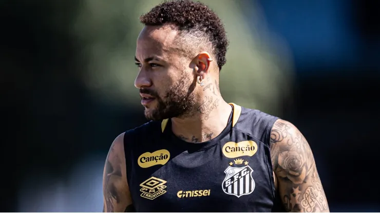 Neymar durante treino no CT Rei Pelé. Foto: Raul Baretta/SFC