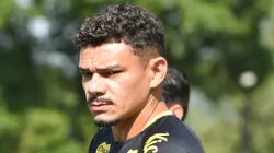 SP - SANTOS - 07/05/2025 - SANTOS, TREINO - Tiquinho Soares jogador do Santos durante treino no Centro de Treinamento CT Rei Pele.