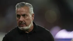 Departamento de futebol de Boto avalia possibilidades de reforços