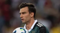 RJ - RIO DE JANEIRO - 19/04/2025 - BRASILEIRO A 2025, VASCO X FLAMENGO - Leo Jardim goleiro do Vasco durante partida contra o Flamengo no estadio Maracana pelo campeonato Brasileiro A 2025.