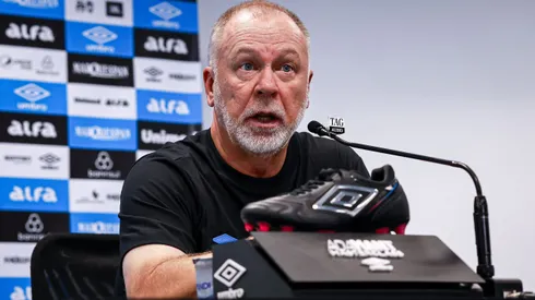 Mano Menezes não se calou sobre problemas no Imortal. Foto: Maxi Franzoi/AGIF.