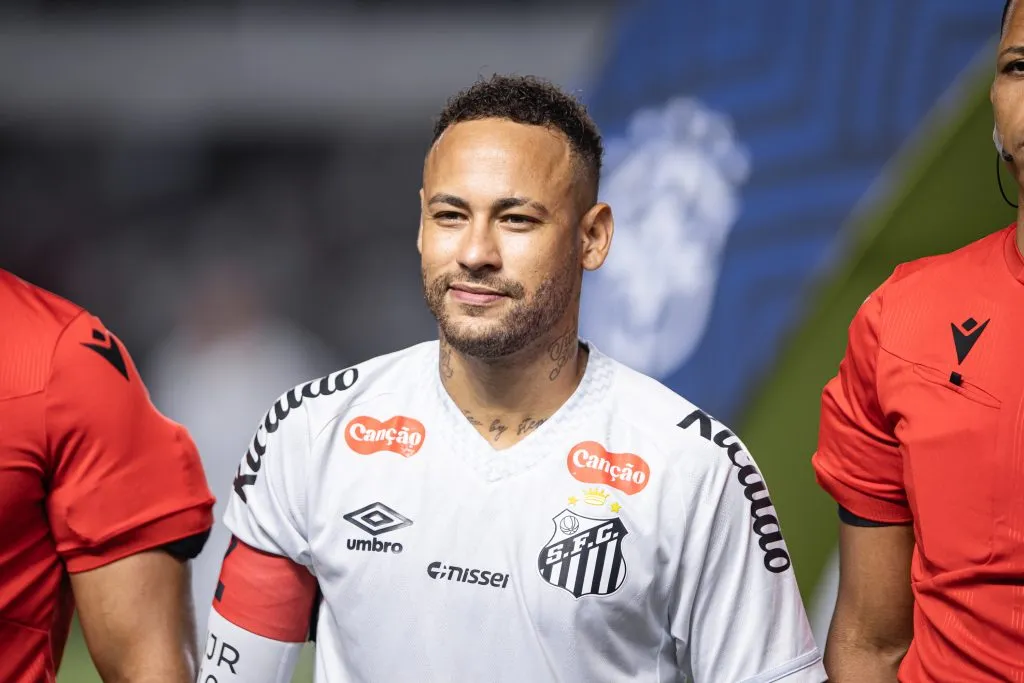 Neymar em jogo do Santos. Foto: Abner Dourado/AGIF