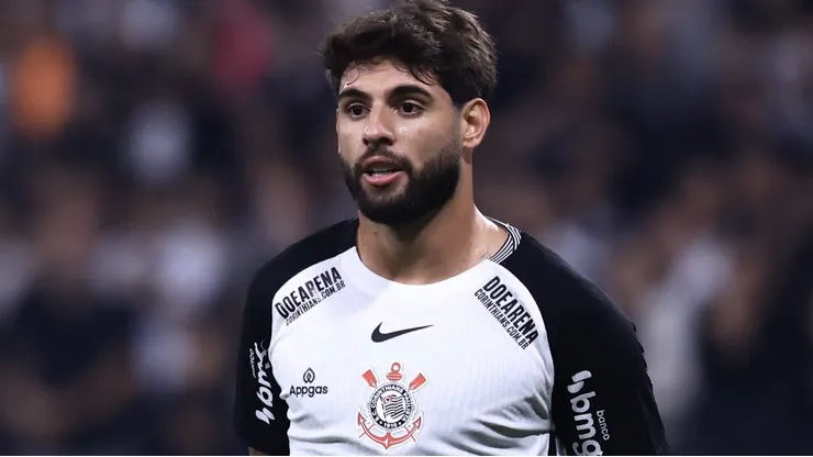 Yuri Alberto foi revelado nas categorias de base do Santos.