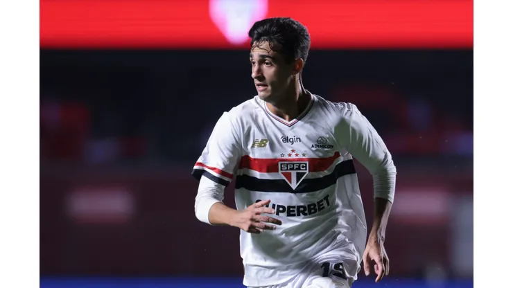 Rodriguinho jogador do São Paulo durante partida contra o Náutico no estádio Morumbi pelo campeonato Copa Do Brasil 2025. Foto: Marcello Zambrana/AGIF