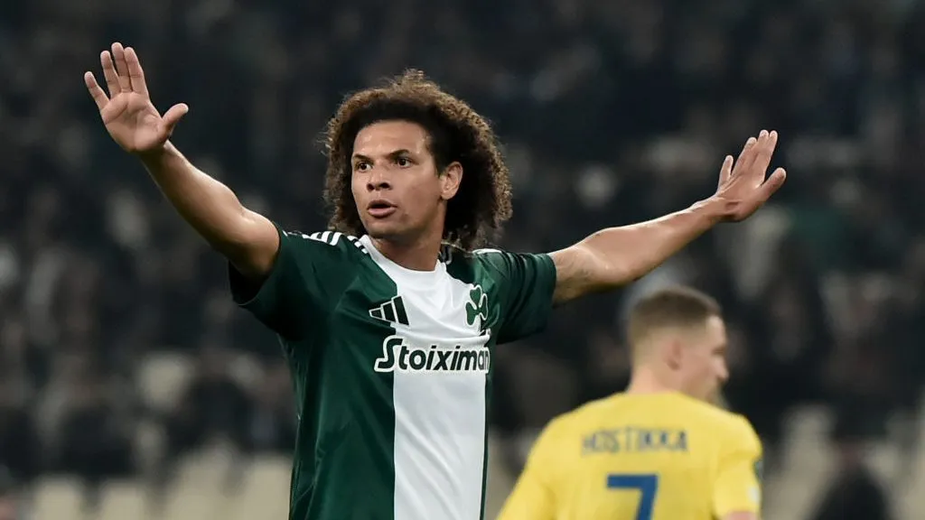 Arão no Panathinaikos. Foto; Milos Bicanski/Getty Images