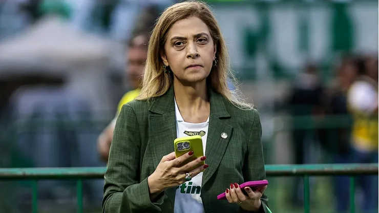 Leila Pereira acompanhando equipe do Palmeiras - Foto: Fabio Giannelli/AGIF.
