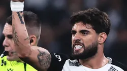 Yuri Alberto comemorando gol pelo Timão.