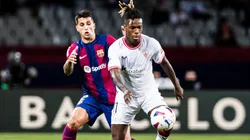 Nico Williams com a posse de bola em partida entre Barcelona e Athletic Bilbao. Foto: ZUMA Press, Inc. / Alamy Stock Photo