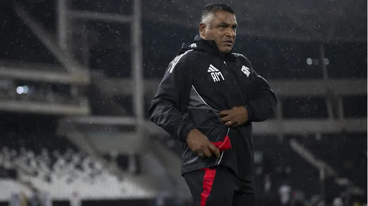 Internacional de Roger Machado tem dificuldade de virar as partidas
