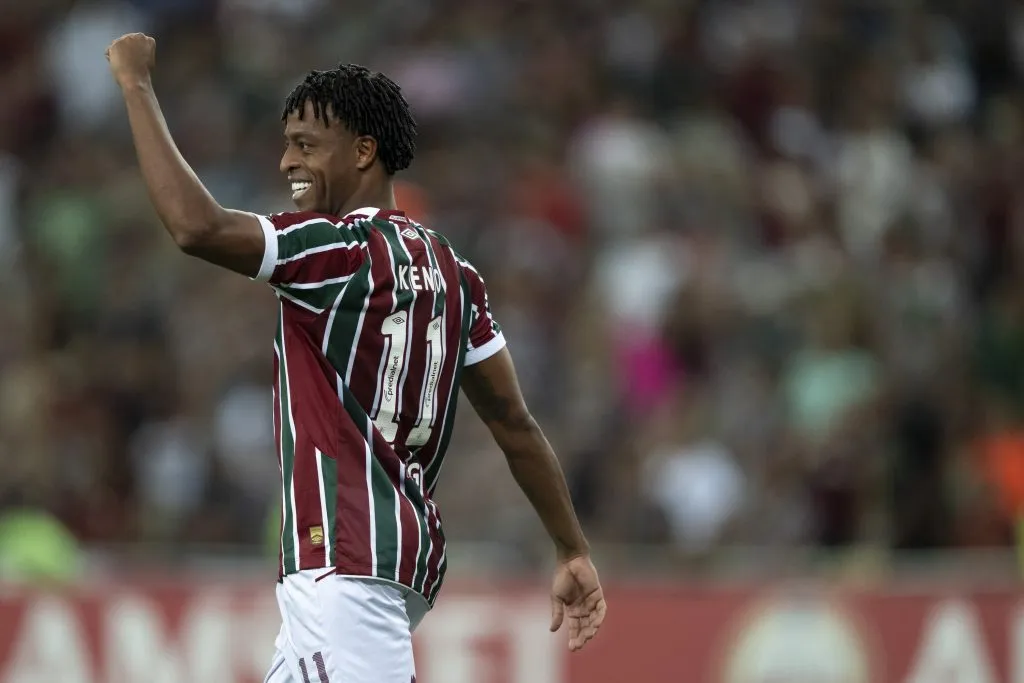 Keno jogador do Fluminense comemora seu gol – Foto: Jorge Rodrigues/AGIF