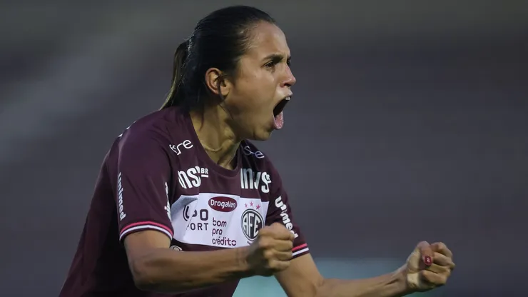 Jogadora Ferroviária. Foto: Pedro Zacchi/AGIF