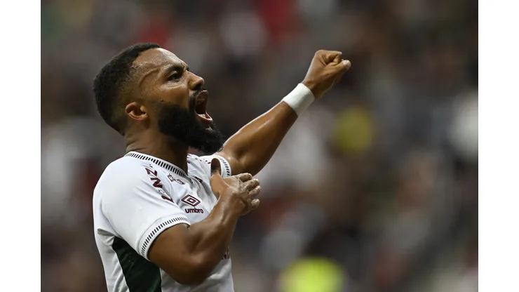 Samuel Xavier jogador do Fluminense comemora seu gol durante partida contra o Aparecidense no estádio Mane Garrincha pelo campeonato Copa Do Brasil 2025. Foto: Mateus Bonomi/AGIF
