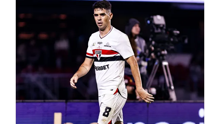 Oscar jogador do São Paulo durante partida contra o Grêmio no estádio Morumbi pelo campeonato Brasileiro A 2025. Foto: Fabio Giannelli/AGIF