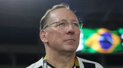 Textor vem negociando jogadores no Botafogo.