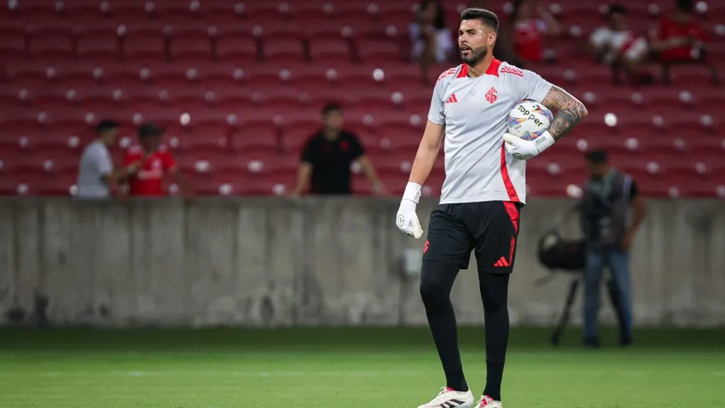 Ivan goleiro do Internacional durante partida contra o Avenida no estádio Beira-Rio pelo campeonato Gaúcho 2025. Foto: Maxi Franzoi/AGIF