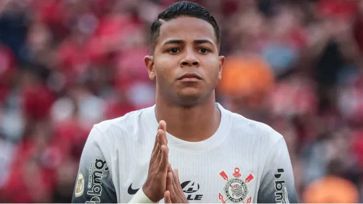Wesley, um dos alvos do Cruzeiro. Foto: Robson Mafra/AGIF