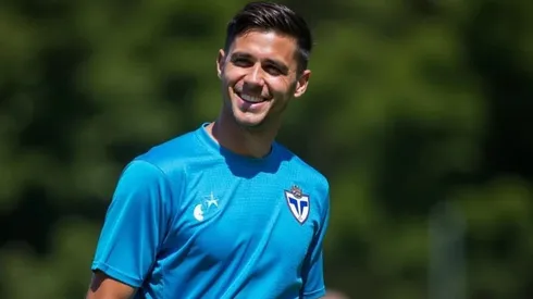 Valentín Gómez, do Vélez, deseja se transferir para o Cruzeiro nesta janela - Foto: Vélez Sarsfield/Divulgação