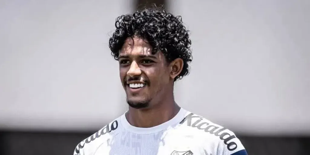 Andrey Quintino é desejado pelo Guarani e Elano conversa com o Santos – Foto: Raul Baretta/Santos FC