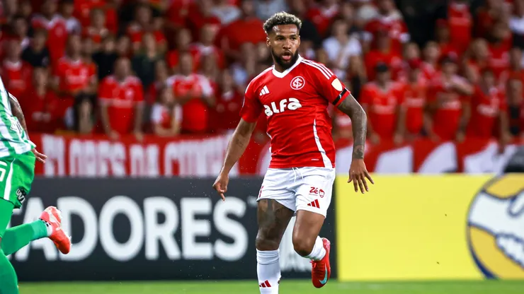 Wesley jogador do Internacional durante partida contra o Atletico Nacional no estadio Beira-Rio pelo campeonato Copa Libertadores 2025. Foto: Maxi Franzoi/AGIF