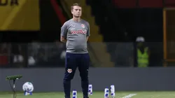 Fernando Seabra técnico do Red Bull Bragantino durante a partida entre Sport e Red Bull Bragantino na Ilha do Retiro em Recife (PE), pelo campeonato brasileiro A 2025. Foto: Marlon Costa/AGIF