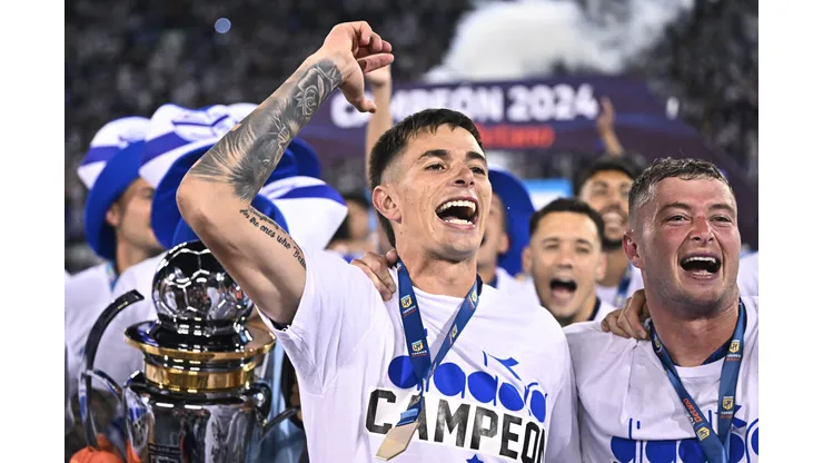 Valentín Gómez, zagueiro do Vélez Sarsfield Foto: Rodrigo Valle/Getty Images)
