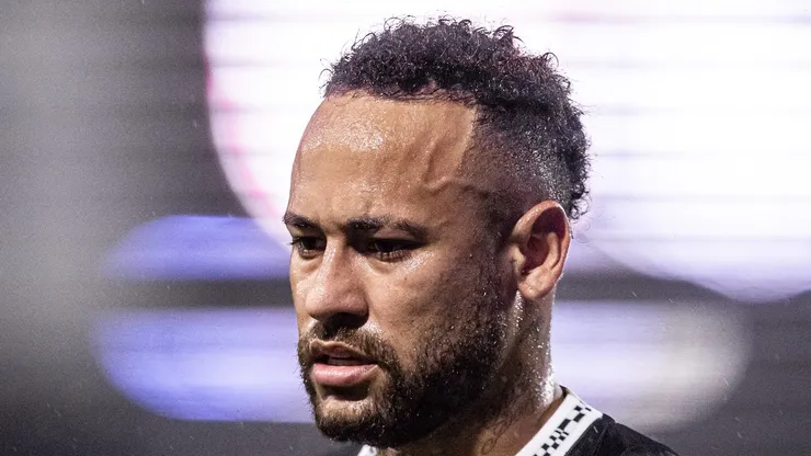 Neymar em ação pelo Santos - Foto: Raul Baretta/Santos FC
