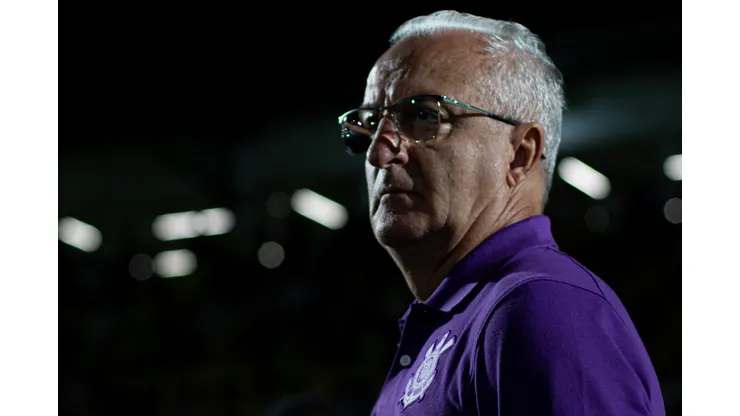 Dorival Jr tem planejamento claro para Memphis e Garro em viagem a BH e Buenos Aires