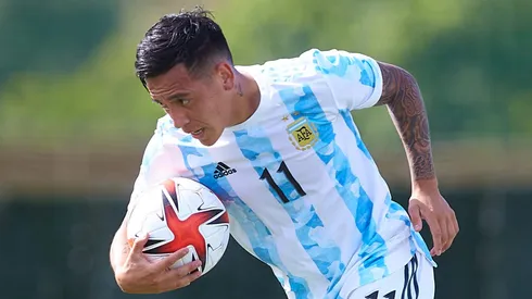 Esequiel Barco, atacante do Spartak Moscou-RUS, pela Seleção Argentina - Foto: Fran Santiago/Getty Images