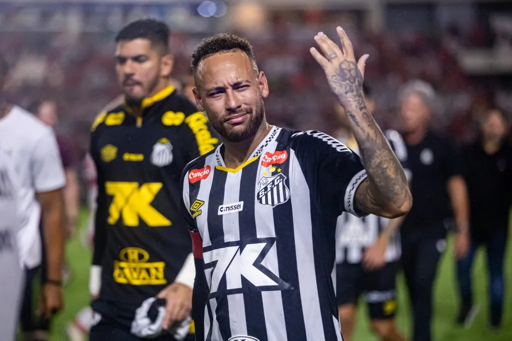 Neymar após a eliminação do Santos na competição. Foto: Itawi Albuquerque/AGIF