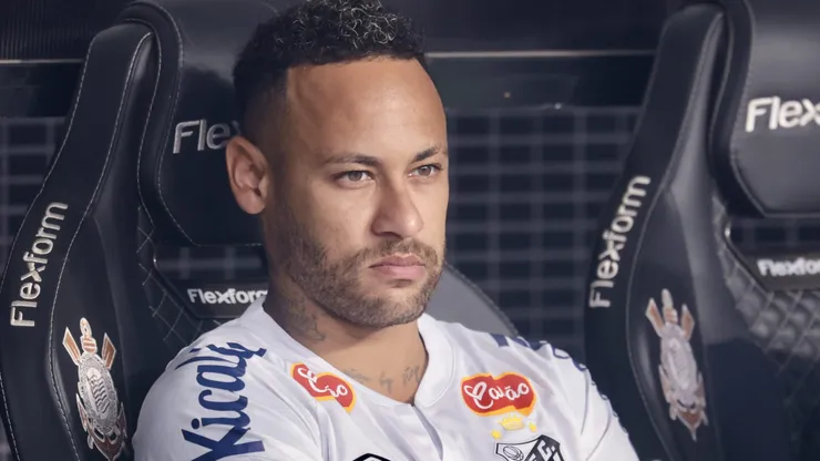 Neymar mandou recado ao torcedor santista. Foto: Marcello Zambrana/AGIF