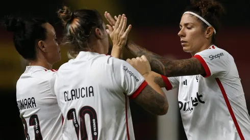 Jogadoras do Flamengo. Foto: Marlon Costa/AGIF