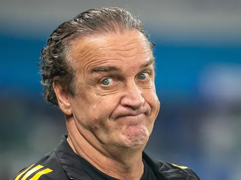 Torcida do Atlético-MG perde a paciência com Cuca e pede mudanças