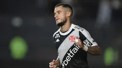 Astro do Vasco, Coutinho não irá entrar em campo contra o Fluminense - Foto: Thiago Ribeiro/AGIF