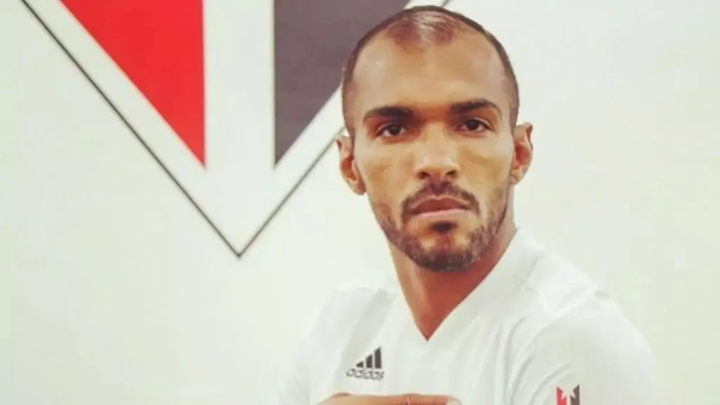 Richarlyson é comentarista do Grupo Globo. (Foto: Reprodução/Grupo Globo)