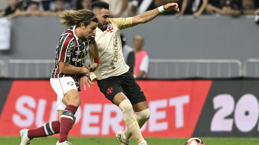 Fluminense x Vasco se enfrentam pelo Brasileirão 2025. Foto: Mateus Bonomi/AGIF