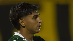 Facundo Torres ficou no banco contra o Ceará.