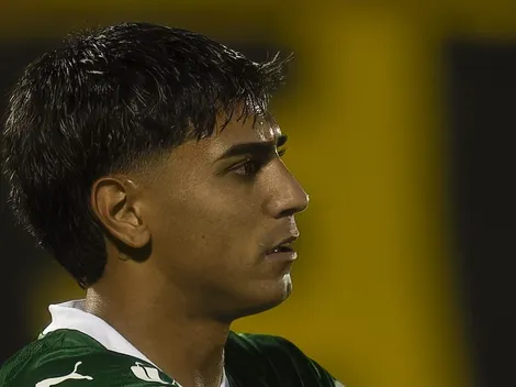 Facundo Torres volta ao time titular do Palmeiras