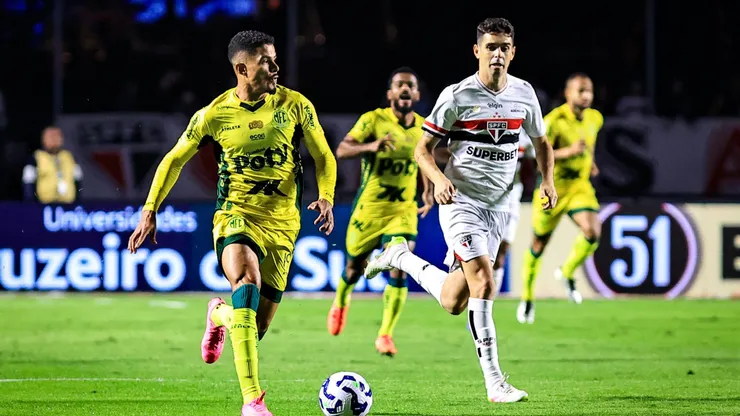 SP - SAO PAULO - 24/05/2025 - BRASILEIRO A 2025, SAO PAULO X MIRASSOL - Oscar jogador do Sao Paulo durante partida contra o Mirassol no estadio Morumbi pelo campeonato Brasileiro A 2025. Foto: Fabio Giannelli/AGIF