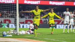 Gabriel, meia do Mirassol comemora golaço fora de casa e vira "craque do jogo" na noite deste sábado