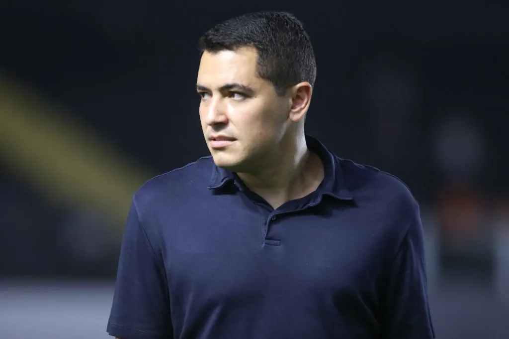 Pedro Martins também segue pressionado na equipe. Foto: Reinaldo Campos/AGIF