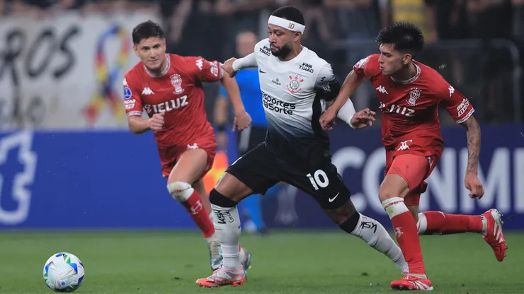 Huracán x Corinthians se enfrentam pela Copa Sul-Americana 2025. Foto: Ettore Chiereguini/AGIF