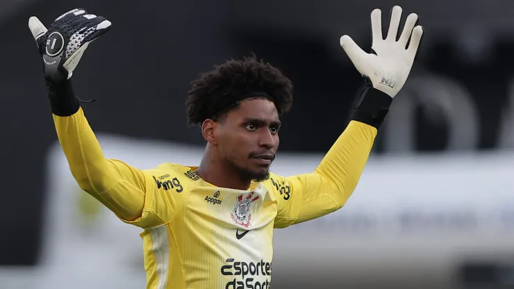 Hugo Souza goleiro do Corinthians - Foto: Ettore Chiereguini/AGIF