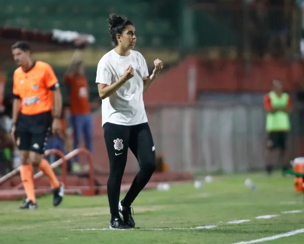 Bia Vaz, técnica Corinthians Sub-20. Foto: Rodrigo Gazzanel/Ag.Corinthians