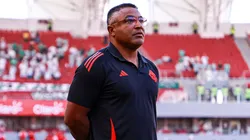 Roger Machado valorizou ponto conquistado no Recife