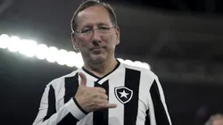 Textor autoriza e Botafogo volta à carga pela contratação do zagueiro Abner, do Juventude.