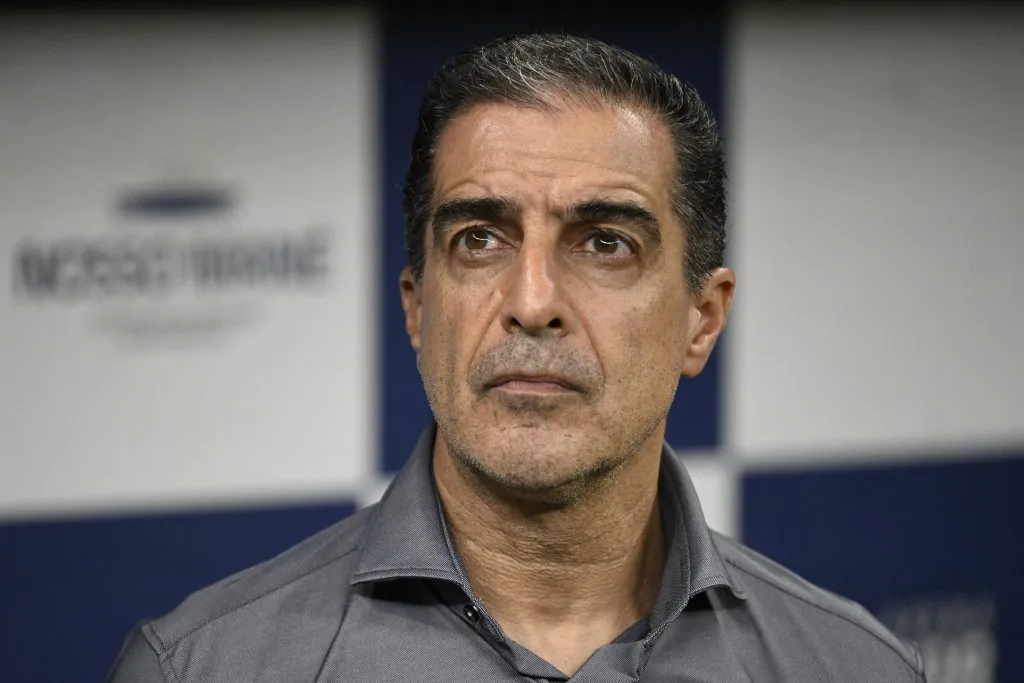 Renato Paiva espera por reforços no meio do ano.Foto: Mateus Bonomi/AGIF