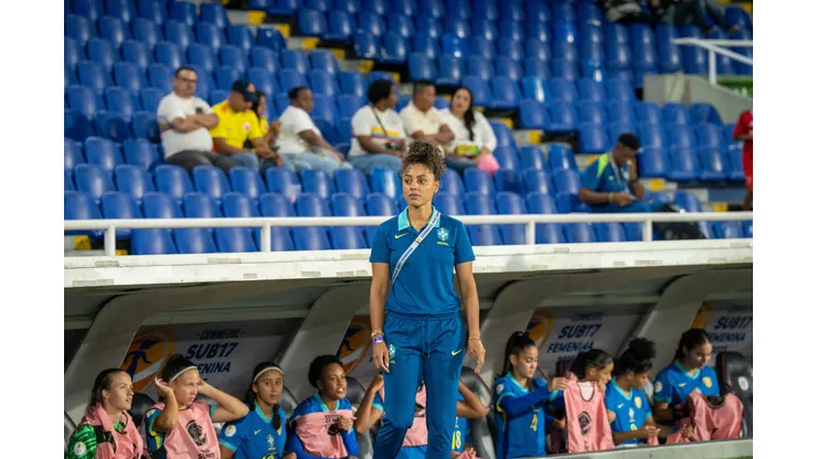Técnica Rilany. Foto: Nelson Terme/CBF